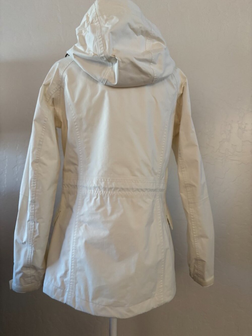 Eddie Bauer-WeatherEdge Jacket. White. - Picture 3 of 14